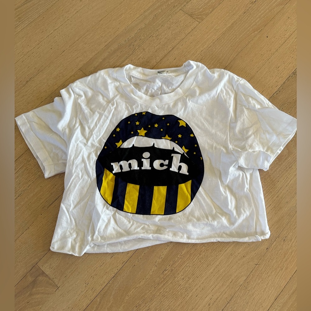 White cropped tshirt with University of Michigan design